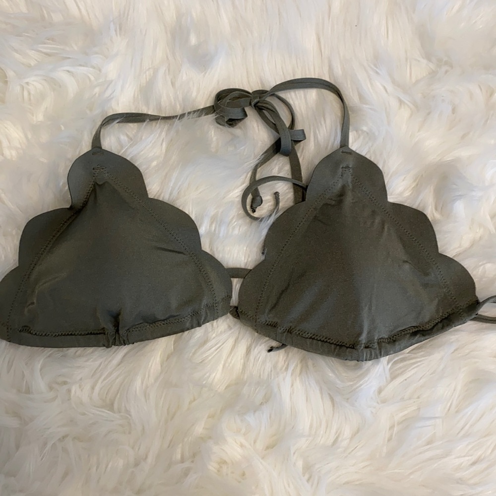Abercrombie & Fitch bikini too